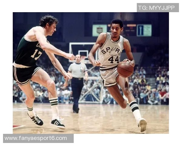 乔治格文谈KD称其为现役最爱球员之一并称两人相似