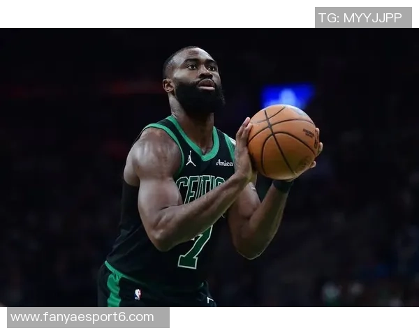 杰伦布朗直言库里身高劣势一对一对决他信心满满 杰伦布朗直言库里身高劣势一对一对决他信心满满