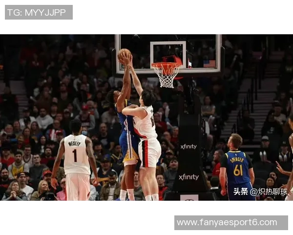 沃特森表现稳定全场14投8中贡献21分5篮板2助攻1盖帽并遭遇5次犯规